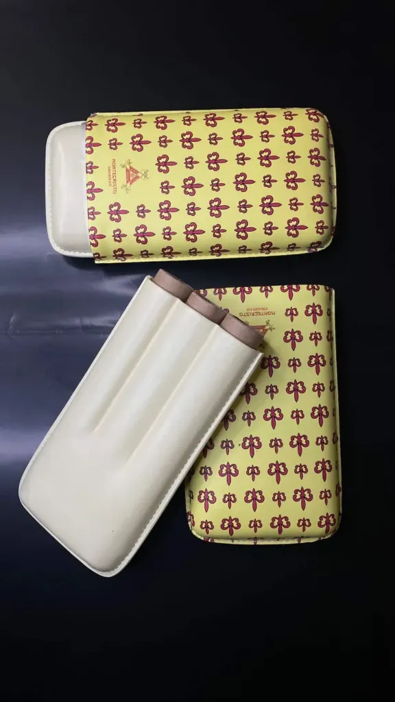 [74577557] جنطة سيكار مونتي كرستو